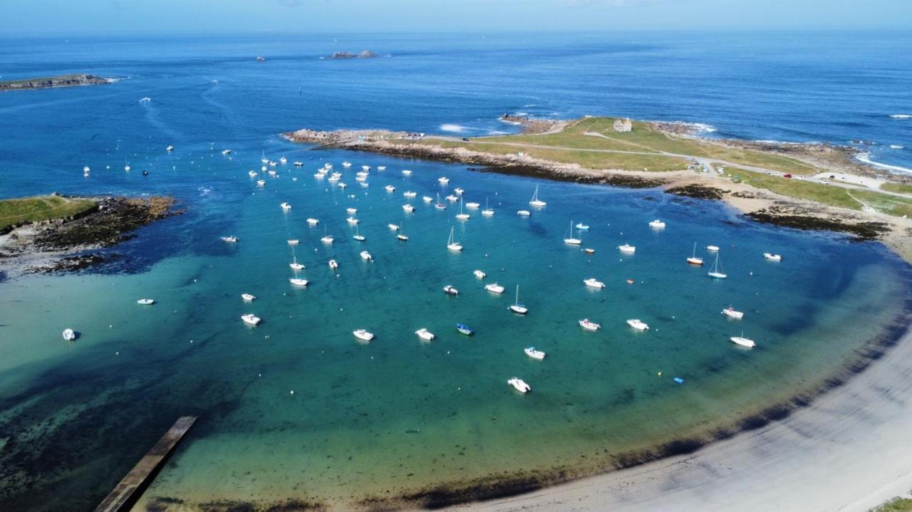 Maison Yukti - Magnifique Maison De Charme Proche Plage Lampaul-Ploudalmézeau Eksteriør bilde